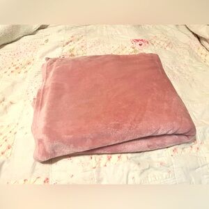 Mauve Purple Throw Blanket